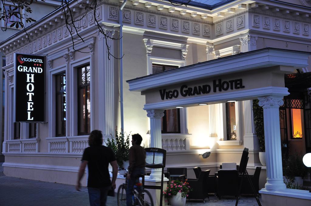 Vigo Grand Hotel Ploieşti Kültér fotó