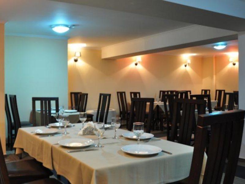 Vigo Grand Hotel Ploieşti Kültér fotó